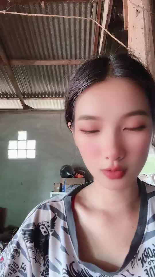 699136675