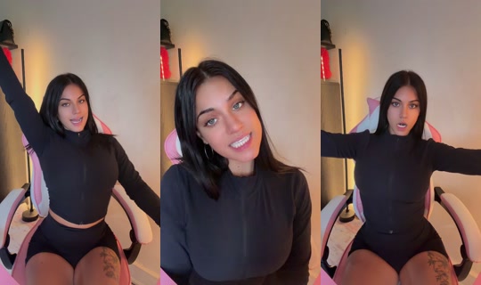 emiliana_xo's Stream - Aug 12, 2026, 2:53 PM