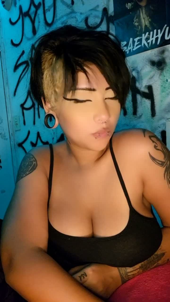 1853139417457336321
