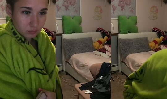 tinytaytay's Stream - Aug 26, 2026, 2:21 AM