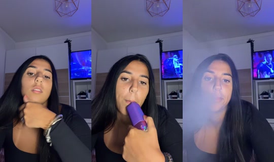 ___adriianaa____'s Stream - Aug 21, 2026, 11:07 PM