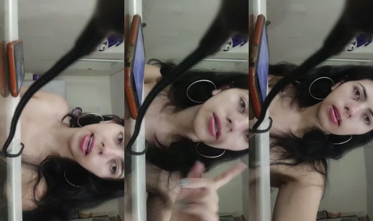 melani_caicedo's Stream - Aug 21, 2026, 7:40 AM