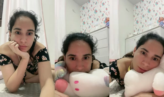mombykarim's Stream - Jul 21, 2026, 2:12 AM