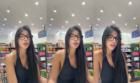 morenagirl_1663 Recorded on Aug 6, 2026, 5:51 PM