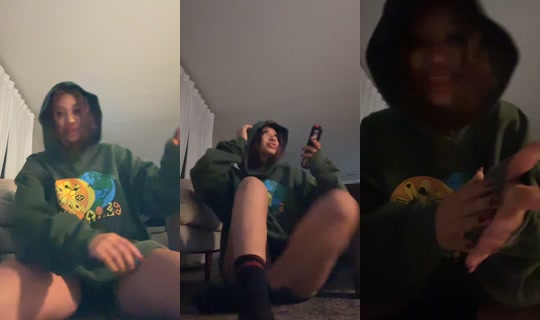 realscarlettk's Stream - Aug 6, 2026, 6:19 AM