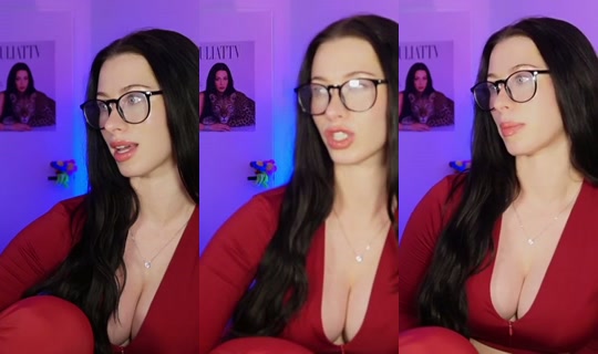 yuliattv's Stream - Aug 20, 2026, 10:34 PM