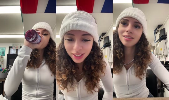 Genbby's Stream - May 22, 2026, 2:27 PM