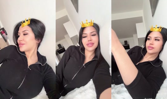 Live de Burcu_34 - 17 de abr. de 2026, 15:37