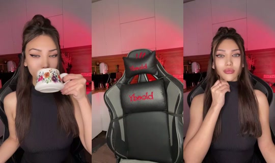 itsdina's Stream - Jun 28, 2026, 10:20 PM