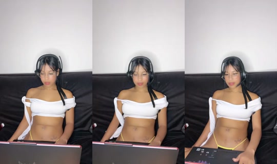 Stream de 1948140484672997377 – 10 mai 2026, 4:30