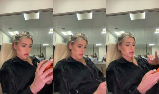 arinawonderwoman의 방송 - 2026년 4월 19일 PM 5:34