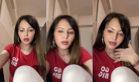 cristinanita74's Stream - Apr 16, 2026, 2:03 AM