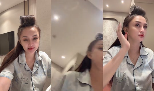 debbyatika's Stream - Apr 14, 2026, 2:02 PM