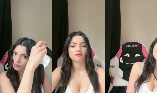 nurhoca11's Stream - Apr 19, 2026, 6:55 AM