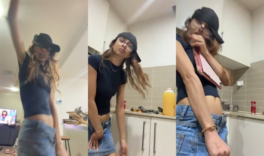 redflagforreelismom's Stream - Apr 18, 2026, 11:05 AM