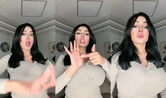 salma.anwar80 の配信 - 2026年4月14日 6:03