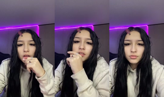 wikilis_'s Stream - Apr 19, 2026, 4:17 AM