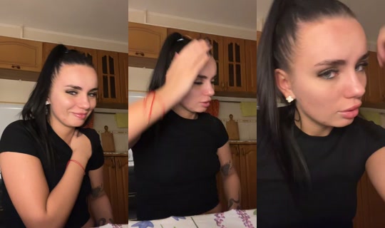 budkonastya_'s Stream - May 3, 2026, 10:06 PM