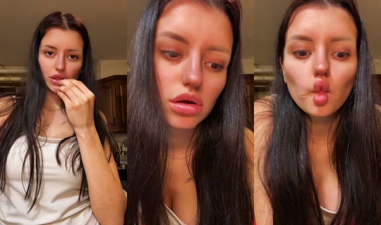 anny_ba_by's Stream - May 8, 2026, 11:32 PM