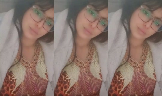 Stream von chita.dewi13 – 9. Mai 2026, 23:03